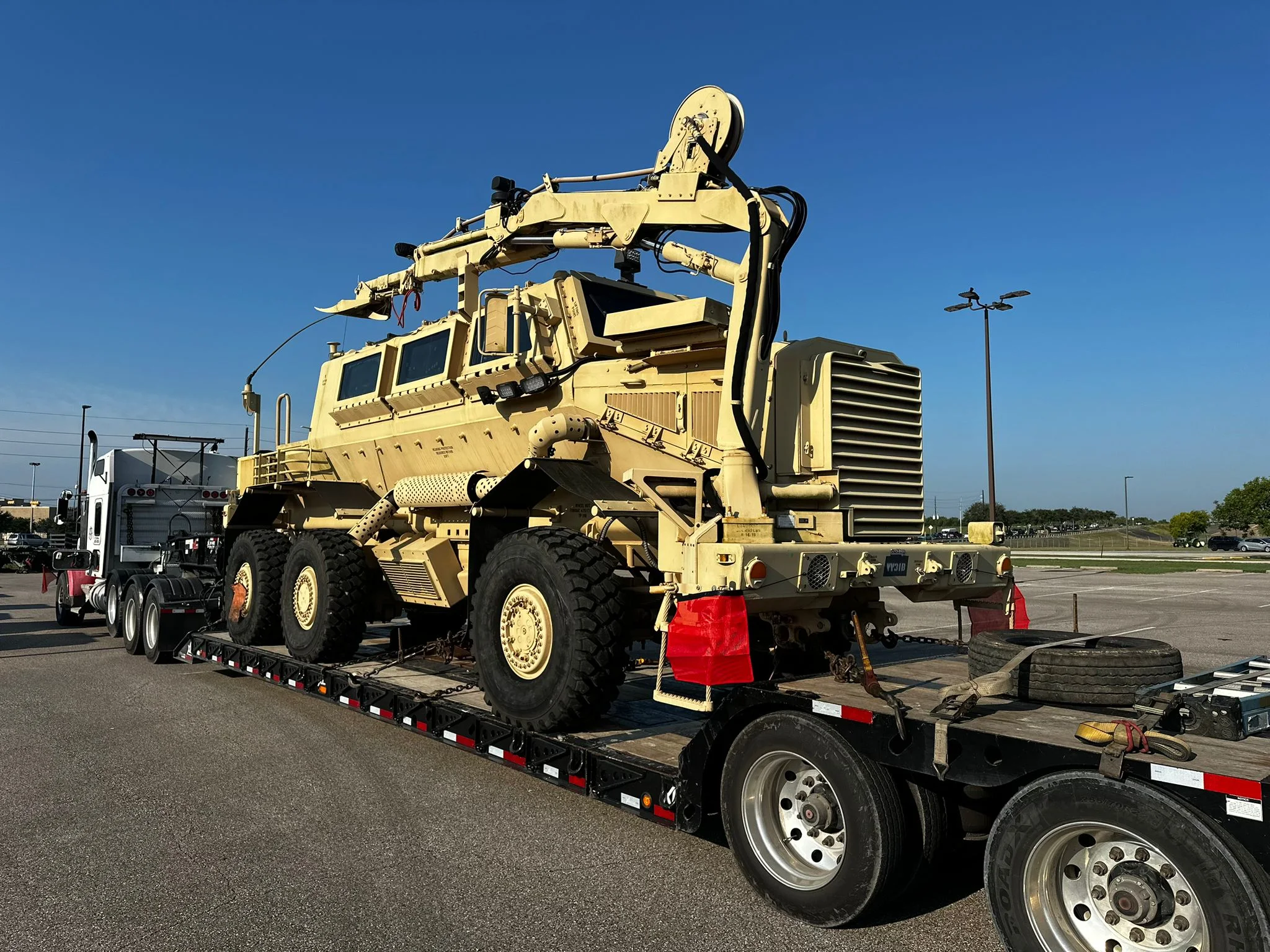 Freight Brokerage vs Freight Forwarding